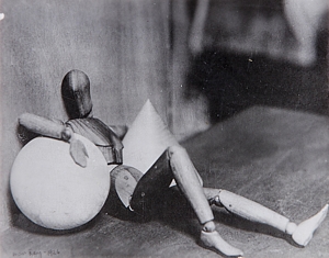 Man-Ray.-Exposition-Man-Ray-loeuvre-photographique.